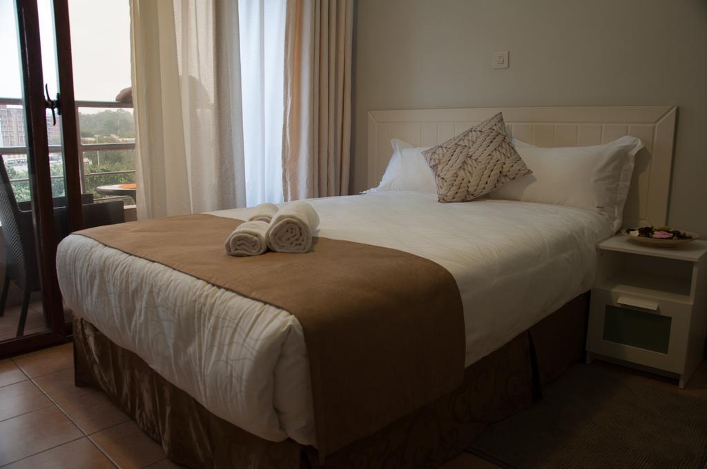 Eddy Suites, Emeli Hotel Nairobi Bagian luar foto