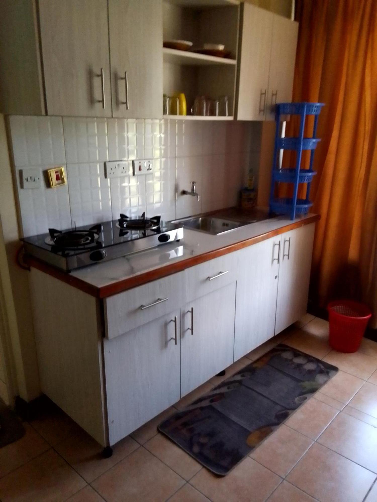 Eddy Suites, Emeli Hotel Nairobi Bagian luar foto