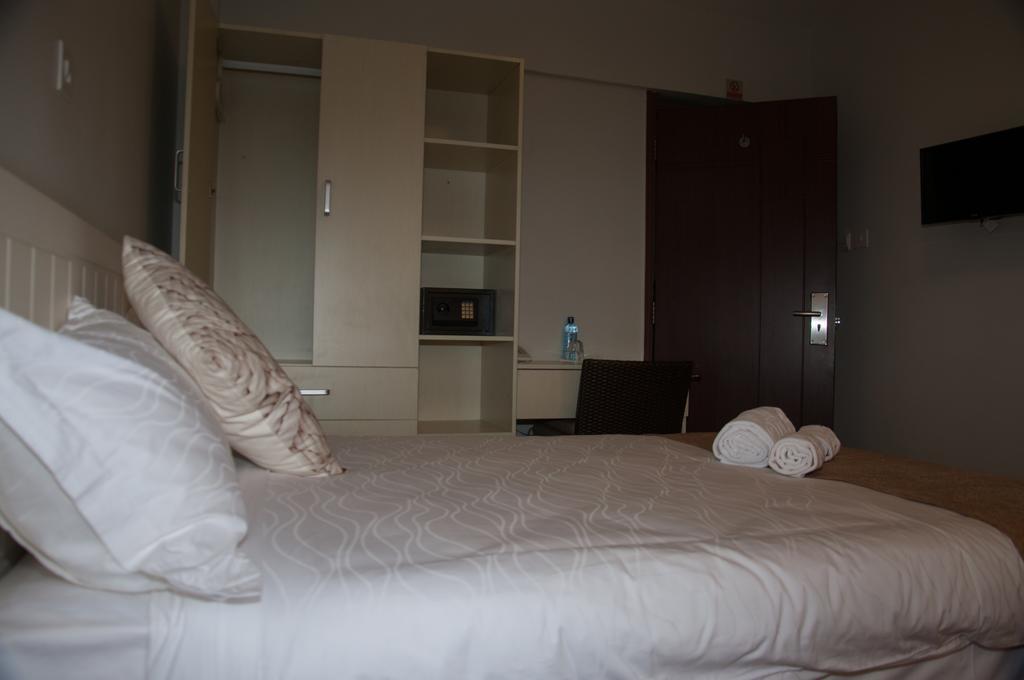 Eddy Suites, Emeli Hotel Nairobi Ruang foto