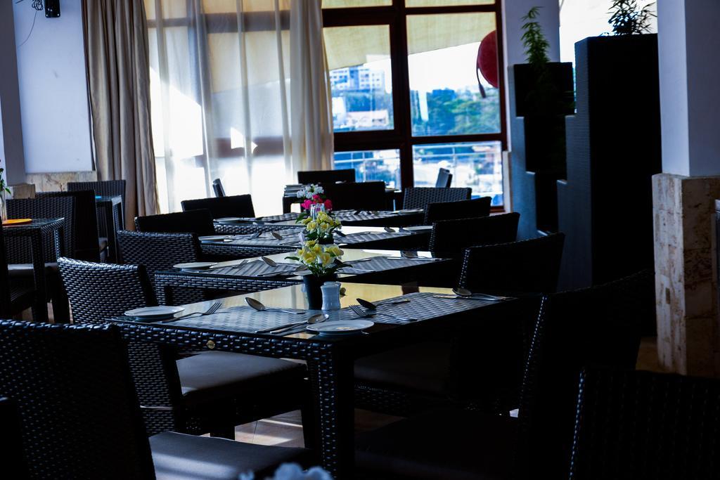 Eddy Suites, Emeli Hotel Nairobi Bagian luar foto