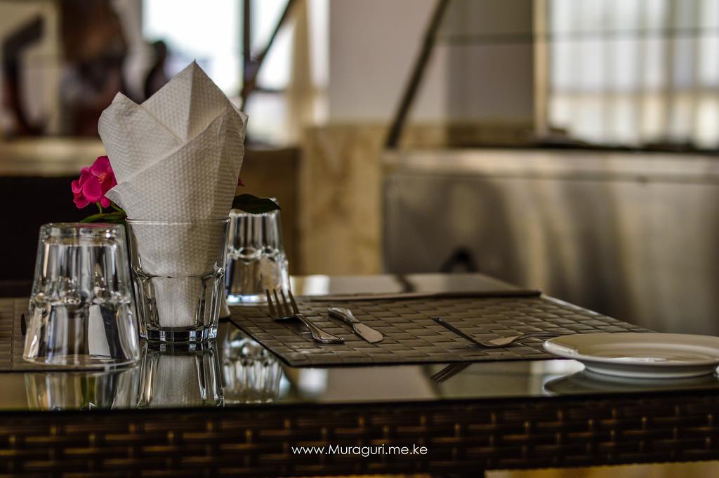 Eddy Suites, Emeli Hotel Nairobi Bagian luar foto
